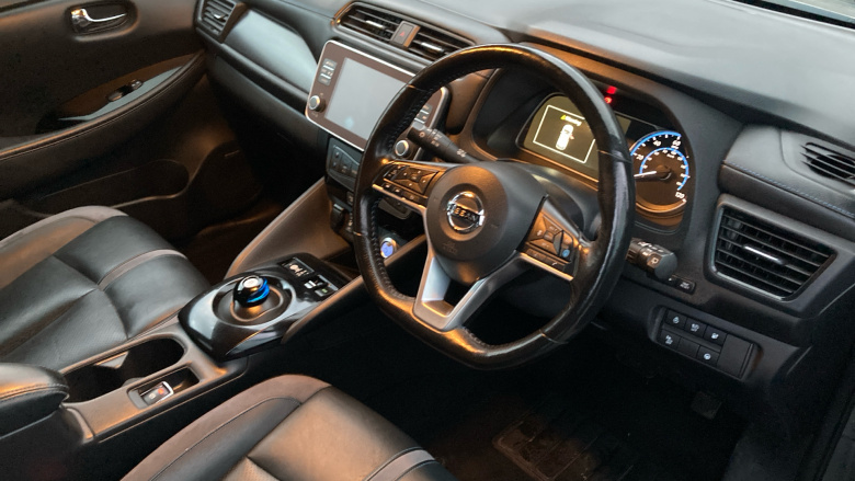 Nissan LEAF 110kW Tekna 40kWh 5dr Auto Electric Hatchback